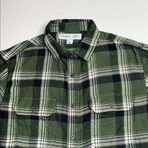 NWT Old navy Flannel Long Sleeve button shirt
